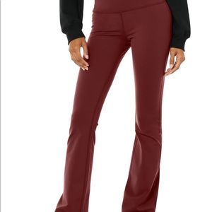 ALO Airbrush High-Waist Bootcut Legging in Cranberry - Size XS